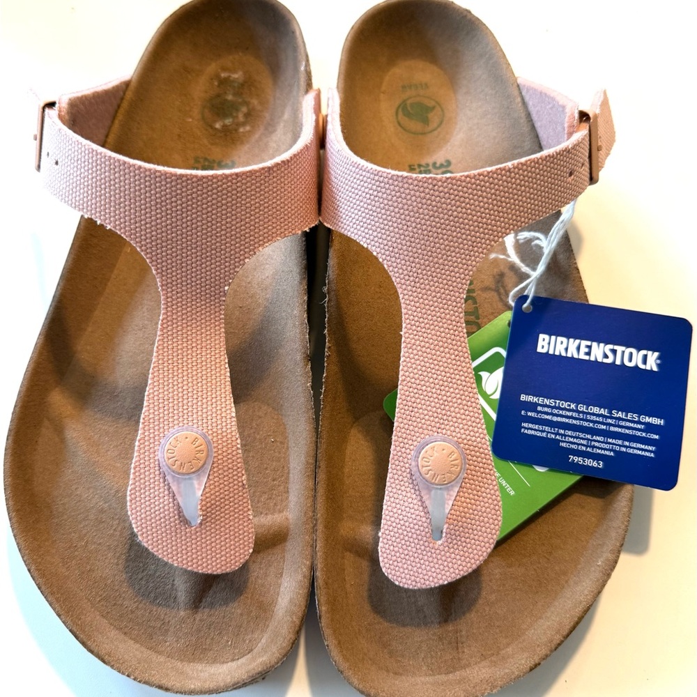 Birkenstock Gizeh Light Pink Thong Sandals